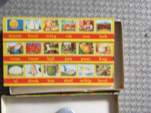 leesplankje maan boot wieg met letters, Antiek en Kunst, Antiek | Speelgoed, Ophalen of Verzenden