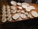 Royal albert bone china val d’or servies 89 delig, Antiek en Kunst, Ophalen of Verzenden