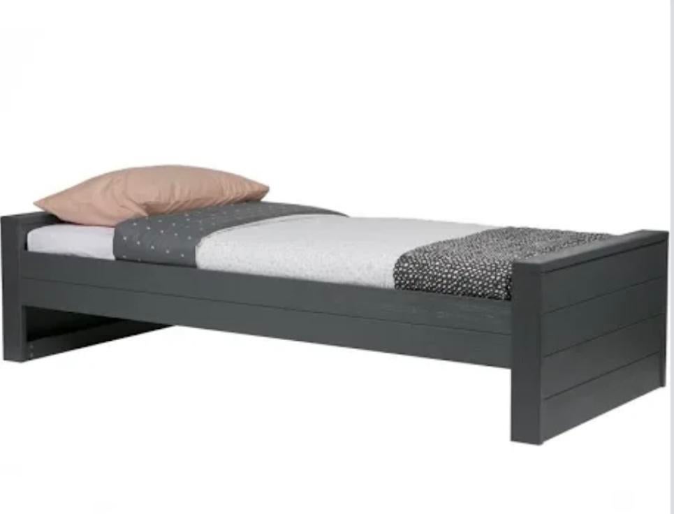 Mooi grijs bed - Dennis, 90 cm, Eenpersoons, Ophalen of Verzenden, Zo goed als nieuw