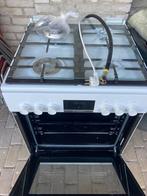 4 pits gasfornuis met oven, merk Bosch, Witgoed en Apparatuur, Fornuizen, Ophalen, 4 kookzones, Zo goed als nieuw, Gas