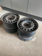 4 stalen velgen (voor banden 215 70 R15), Auto-onderdelen, Ophalen of Verzenden, Gebruikt, Nissan