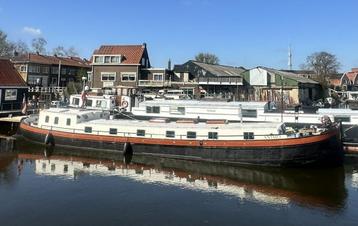 Woonschip 90m2 incl ligplaats centrum Zaandam (350.000€) beschikbaar voor biedingen