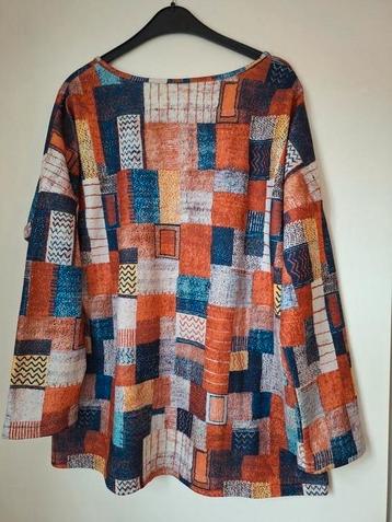 Nieuwe Kleurrijke tuniek maat 3XL  beschikbaar voor biedingen