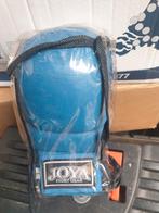 Karate handschoenen, Ophalen of Verzenden, Zo goed als nieuw, Bokshandschoenen