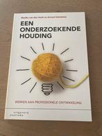 Een Onderzoekende Houding - Nieuwstaat, Ophalen of Verzenden, Alpha, Zo goed als nieuw, HBO