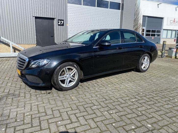 Mercedes-Benz E-Klasse E200 d 150pk 9G-TRONIC 2018 Excl Btw, Auto's, Mercedes-Benz, Bedrijf, E-Klasse, Achteruitrijcamera, Airbags