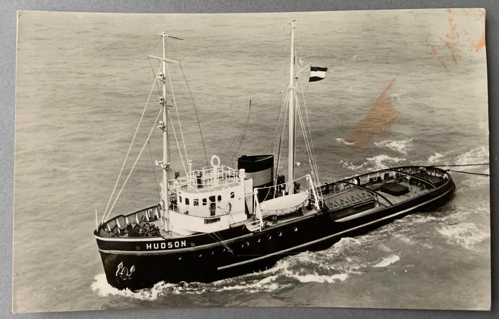 m.t. “Hudson”, L Smit & Co’s Int. Sleepdienst Rotterdam, Verzamelen, Scheepvaart, Ophalen of Verzenden, Zo goed als nieuw, Kaart, Foto of Prent