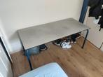 Grijze kunststof bureau 180cm (L) x 80cm (B) x 75cm (H), Ophalen, Gebruikt, Bureau