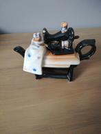 Theepot Naaimachine Vorm - Vintage Decoratie, Ophalen of Verzenden