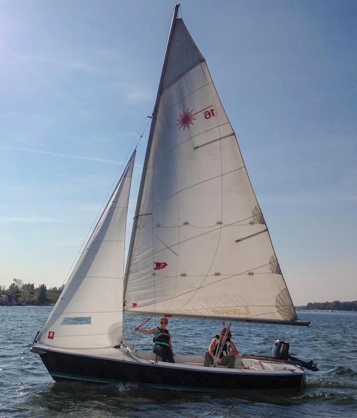 Laser 16 met trailer, open boot, evt. met electro motor, Watersport en Boten, Open zeilboten, Gebruikt, Laser, 3 tot 6 meter, Polyester
