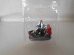 Lemax 02826 Father & Son Fix It  PC22, Diversen, Kerst, Ophalen of Verzenden, Zo goed als nieuw