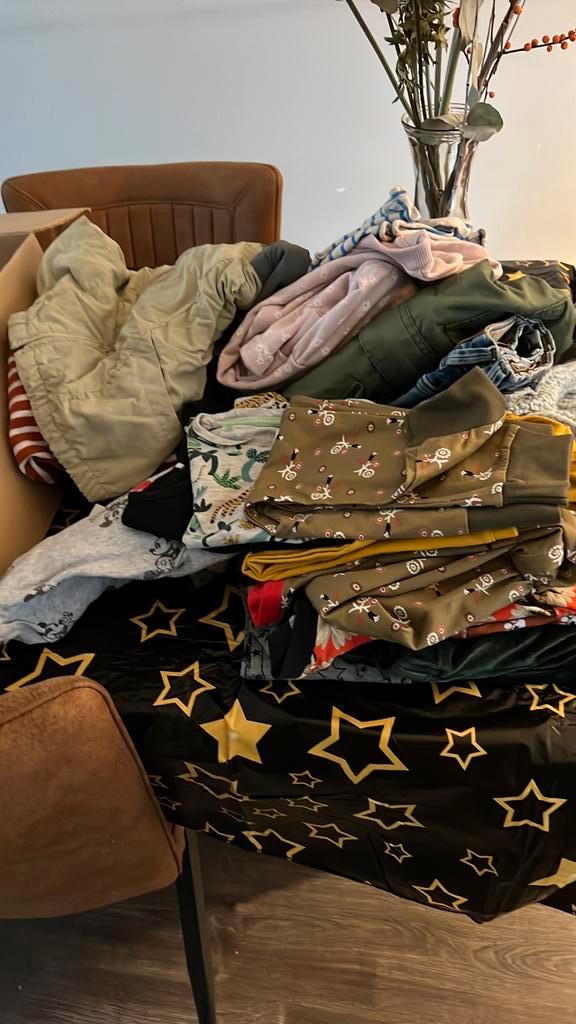 Kledingpakket  opkoper gezocht, Kinderen en Baby's, Kinderkleding | Maat 98, Zo goed als nieuw, Jongen of Meisje, Setje, Ophalen of Verzenden