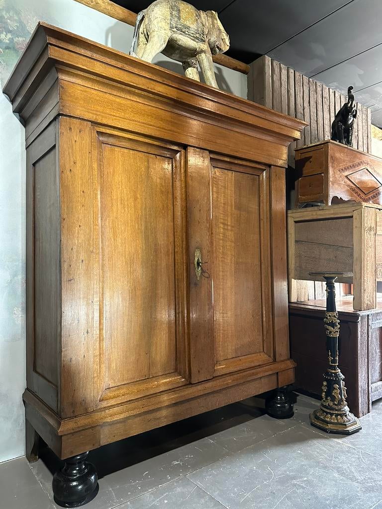 "HENDRICKX  " Eiken Drentse Pastoorskast., Antiek en Kunst, Antiek | Meubels | Kasten, Ophalen of Verzenden