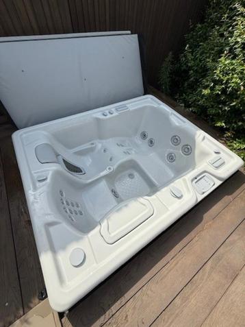 Hotspring Spa | Highlife Jetsetter LX beschikbaar voor biedingen