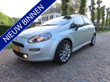 Fiat Punto Evo 0.9 TwinAir Sport Ecc Cruisecontrol Alcantara beschikbaar voor biedingen