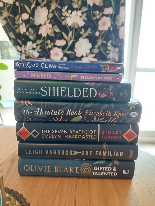 Engelse boeken ya booktok speciale editions!, Boeken, Fantasy, Zo goed als nieuw, Ophalen of Verzenden