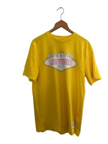 Red Bull shirt M beschikbaar voor biedingen