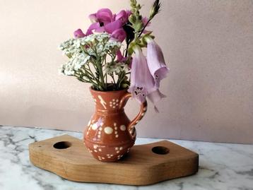 Vintage terracotta bloemen vaasje kannetje jaarring steker  beschikbaar voor biedingen