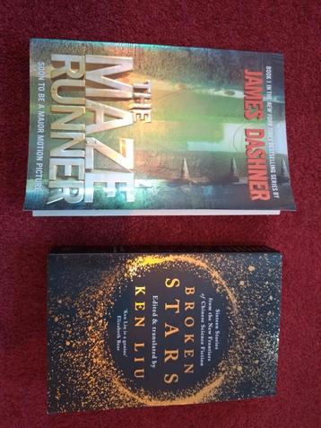 Boeken: The Maze Runner & Broken Stars beschikbaar voor biedingen