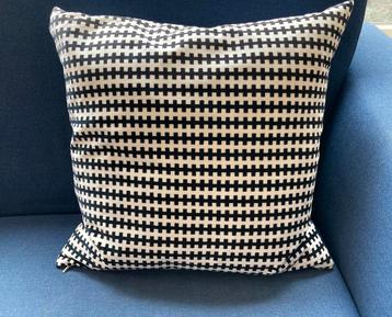 Ikea kussen Stockholm 50 x 50 cm zwart wit beschikbaar voor biedingen