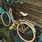 Deze fiets heeft mij € 350  nieuwe  gekost bijna 2 jaar gele, Fietsen en Brommers, Fietsen | Dames | Damesfietsen, Ophalen of Verzenden