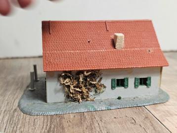modeltrein N spoor huis  beschikbaar voor biedingen