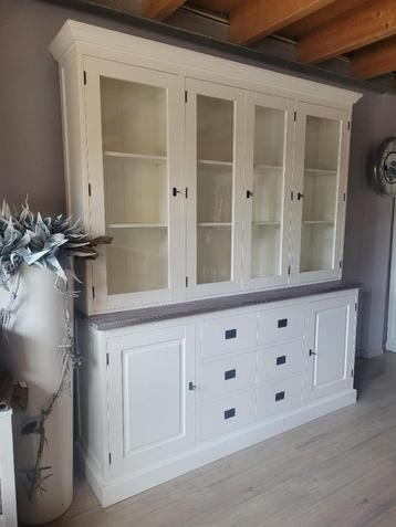 OPRUIMING Landelijke Buffetkast Lisa 200cm €1895 NU €995,-  beschikbaar voor biedingen
