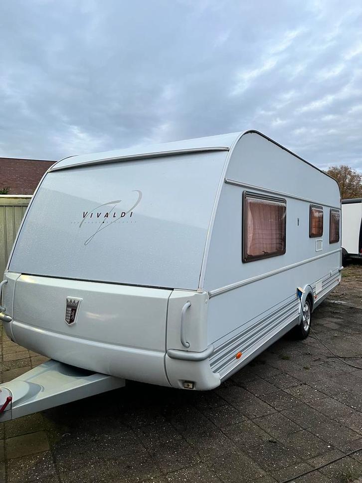 Tabbert vivaldi “2004” mover, fietsendrager, Caravans en Kamperen, Caravans, Particulier, tot en met 4, 1250 - 1500 kg, Rondzit
