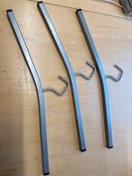 3 Stevige Zilverkleurige Kledinghangers - Kapstokhangers, Kleding | Dames, Kledinghangers, Ophalen of Verzenden, Zo goed als nieuw