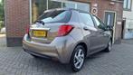 Toyota Yaris 1.5 Hybrid Trend, Navigatie, LM velgen, NL auto, Auto's, 4 cilinders, Origineel Nederlands, Bedrijf, 48 €/maand
