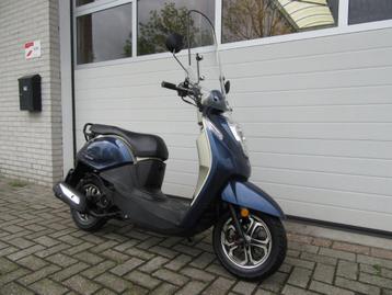 Nette Sym Mio 50 I Bromscooter. 45km. Geel kenteken. beschikbaar voor biedingen