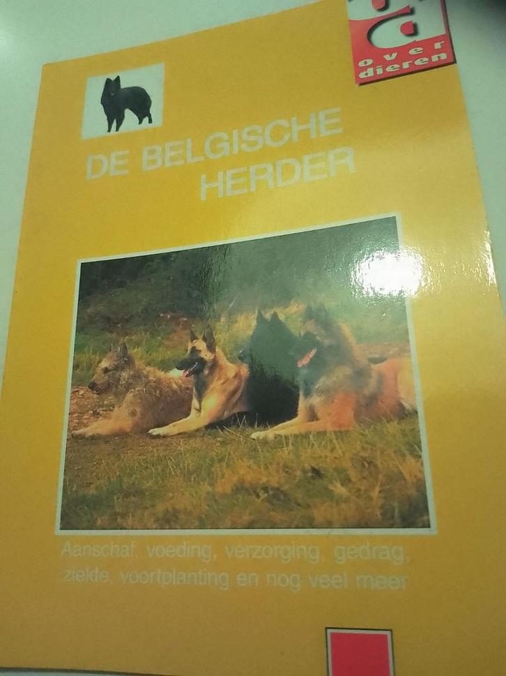 De Belgische Herder, Boeken, Dieren en Huisdieren, Zo goed als nieuw, Honden, Ophalen of Verzenden
