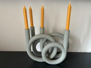 Present time Rings kandelaar beschikbaar voor biedingen