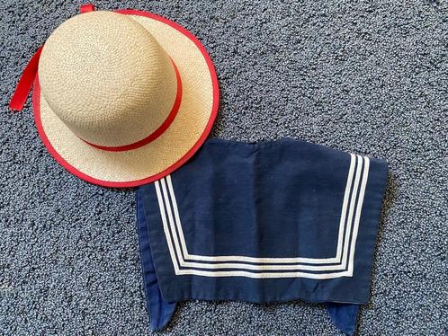 Antiek matrozenkraagje en Kinderhoedje met rode rand & strik, Antiek en Kunst, Antiek | Kleding en Accessoires, Kinderen, Ophalen of Verzenden