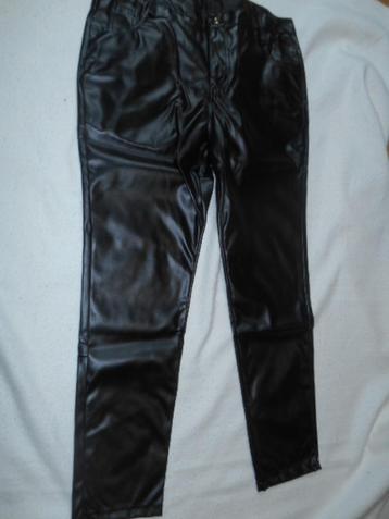 Leren broek jeans model met 5 tassen maat 38 / 32 nieuw beschikbaar voor biedingen