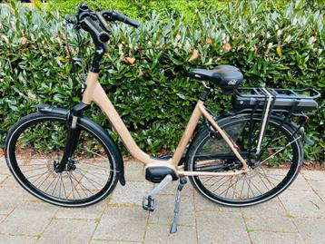 Elektrische fiets stella middenmotor totaal 302 km gelopen  beschikbaar voor biedingen