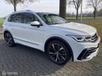 Volkswagen Tiguan 1.4 TSI eHybrid 3 x R-Line I Leder | Camer, Auto's, 1716 kg, Zwart, 4 cilinders, Wit