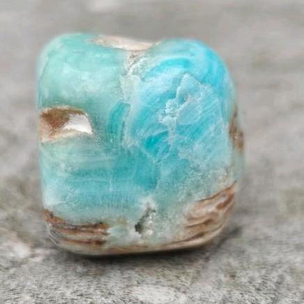 Blauwe aragoniet knuffelsteen, Sieraden, Tassen en Uiterlijk, Edelstenen, Ophalen of Verzenden