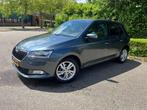 Skoda Fabia 1.0 TSI Online Edition / Apple Carplay / parkeer, Voorwielaandrijving, Stof, Gebruikt, 95 pk