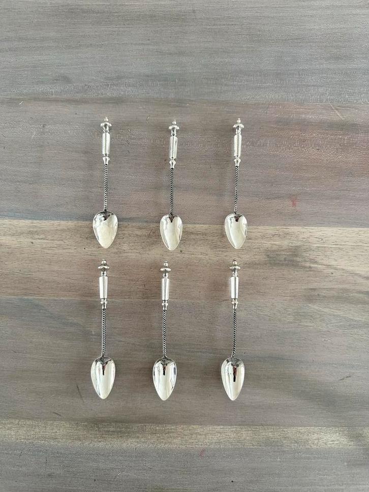 6 zilveren moccalepeltjes. Christiaan Jacobs Bruinings, Antiek en Kunst, Antiek | Goud en Zilver, Zilver, Ophalen of Verzenden