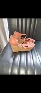 Sleehakken rood, Pumps, Ophalen of Verzenden, Gedragen, Rood