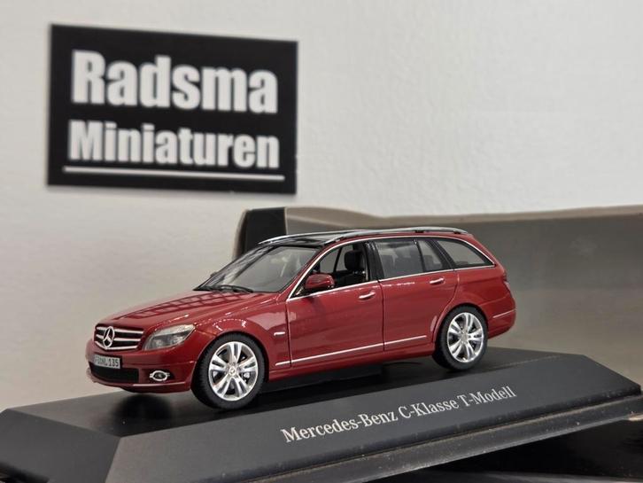 Mercedes-Benz C-Klasse W204 Combi - Rood - 1:43 Schuco, Hobby en Vrije tijd, Modelauto's | 1:43, Zo goed als nieuw, Auto, Schuco