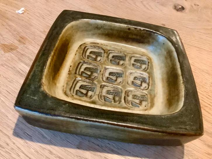 Royal Copenhagen model 21872, Antiek en Kunst, Antiek | Keramiek en Aardewerk, Ophalen of Verzenden