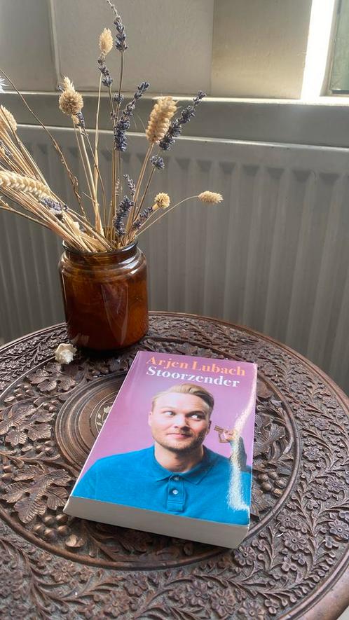 Arjen Lubach - Stoorzender, Boeken, Literatuur, Zo goed als nieuw, Nederland, Ophalen