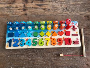 Montessori Houten Speelgoed Puzzel beschikbaar voor biedingen