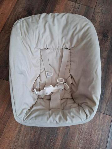 Stokke newbornset  beschikbaar voor biedingen
