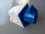 wandcontactdoos 3-polig 16A IP44 Blauw, Ophalen of Verzenden, Nieuw
