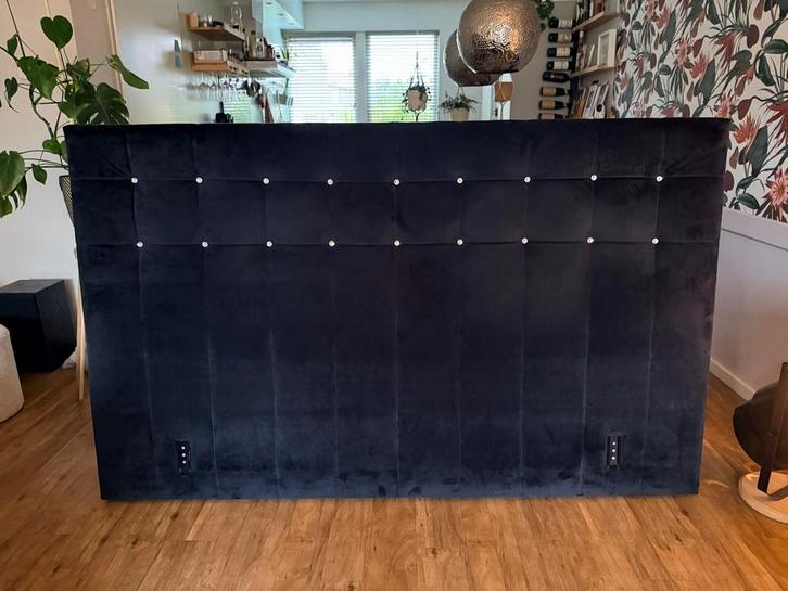 Mooi zwarte velvet hoofdbord, Huis en Inrichting, Slaapkamer | Bedden, Zo goed als nieuw, Tweepersoons, Overige maten, Stof, Zwart