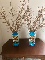 2 kleurrijke opaline vazen , blauw, gebloemd, Ophalen of Verzenden