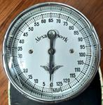 Oude weegschaal. Merk: Alexanderwerk. Weegt 10 kg., Antiek en Kunst, Ophalen of Verzenden